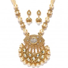 Gold Toned With Off White Studded Kundan Jewellery Set