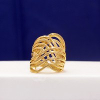 Crossed Ring With Modern Touch In Golden 